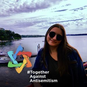 Meet your Posher, Abby